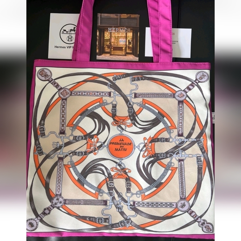 Hermès Scarf Print Tote Bag, Birthday Gift, VIP, New! - Picture 5 of 10